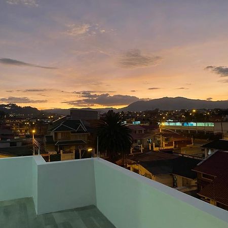 Apartamento Lindo Departamento con vista increible a Cuenca Exterior foto